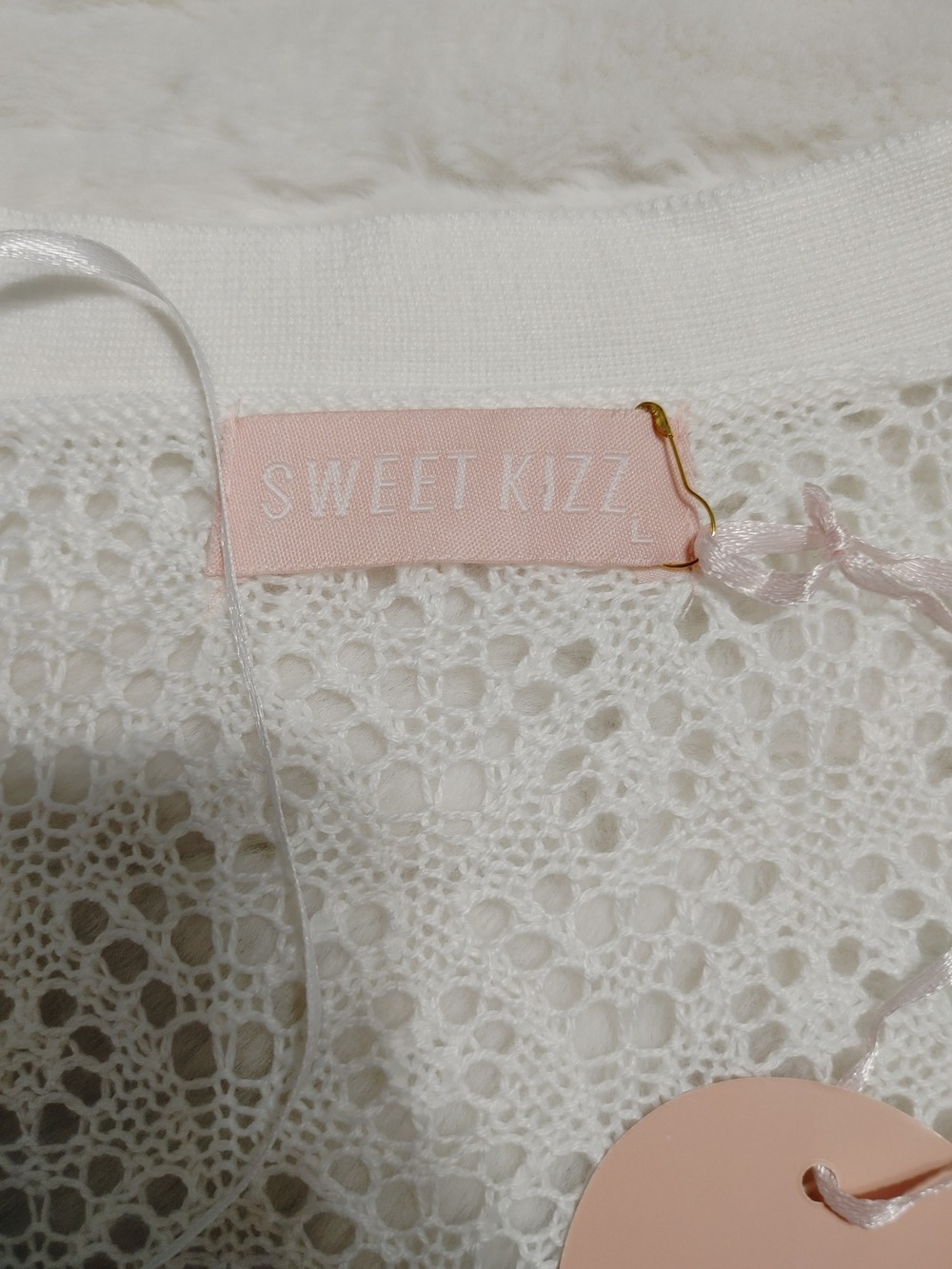 Women's Sweet Kizz White Openwork Tie-Front Knit Fairycore Cardigan 2 Available - Picture 7 of 12
